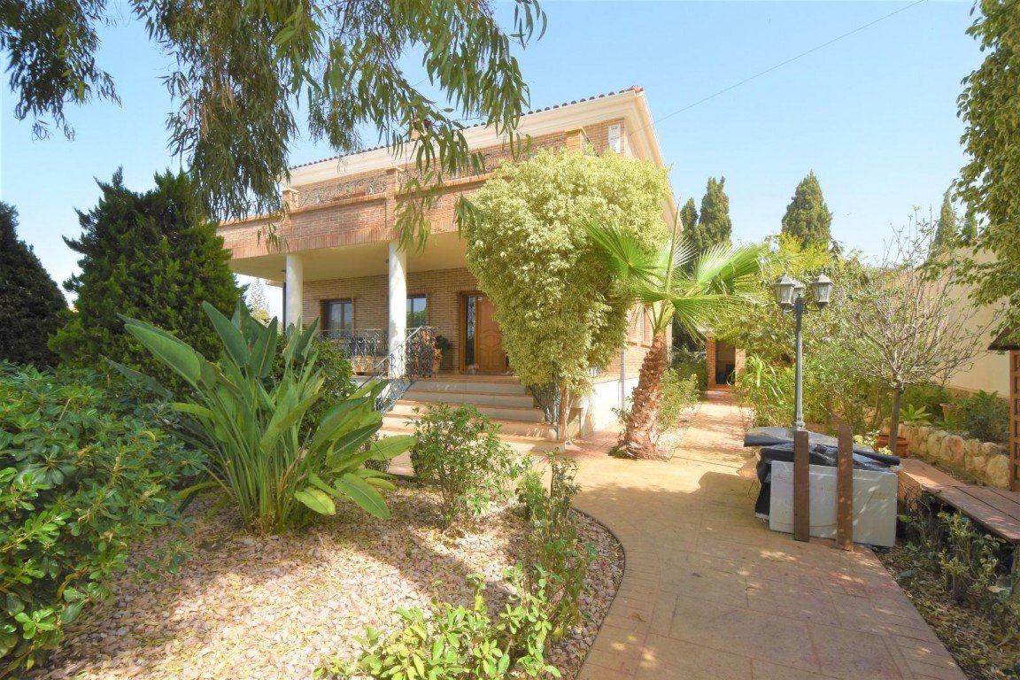 Villa à Ciudad Quesada, Alicante, Espagne 5 chambres, 360 m2 No. 125951