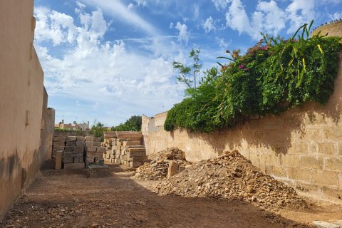 Land plot in Llucmajor, Mallorca, Spain 4 bedrooms, 184 sq.m. No. 129706