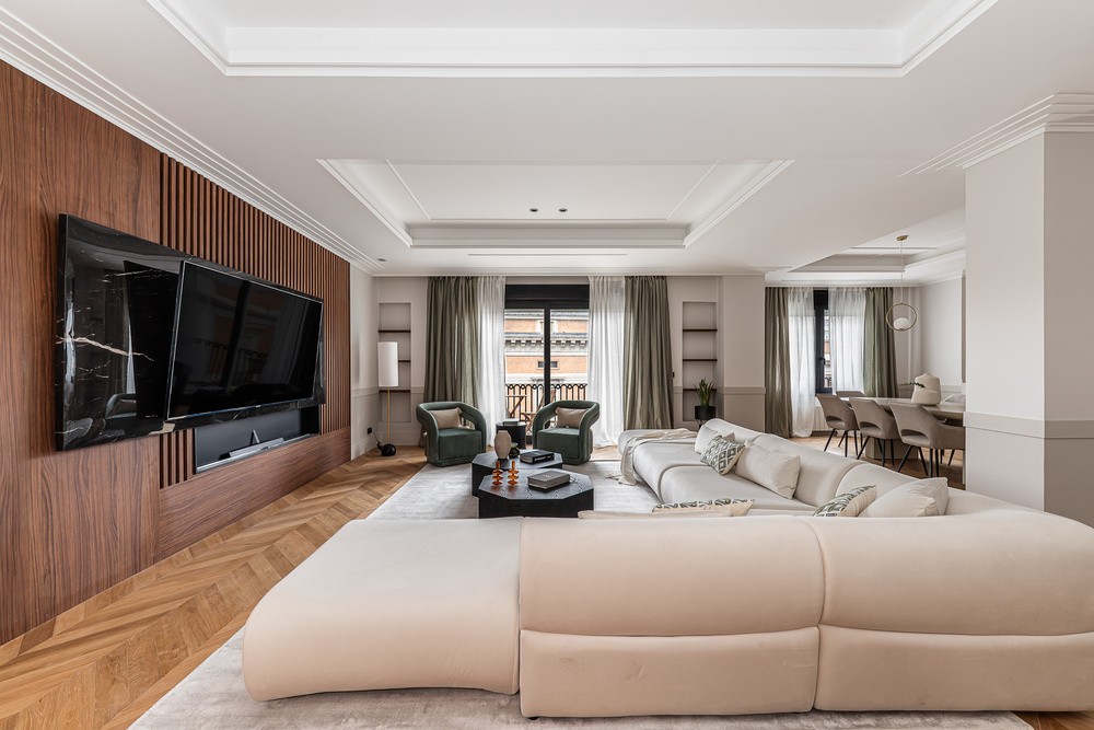 Apartment in Madrid, Spain 3 bedrooms, 232 sq.m. No. 122765