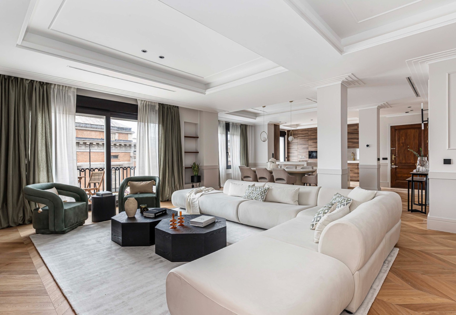 Apartment in Madrid, Spain 3 bedrooms, 232 sq.m. No. 122765