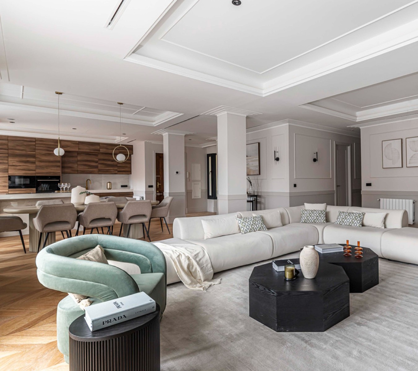 Apartment in Madrid, Spain 3 bedrooms, 232 sq.m. No. 122765