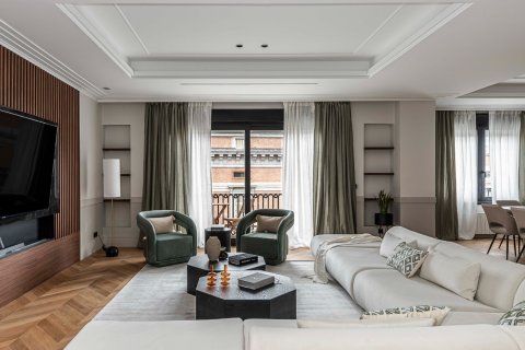 Apartment à Madrid, Espagne 3 chambres, 232 m2 No. 122765