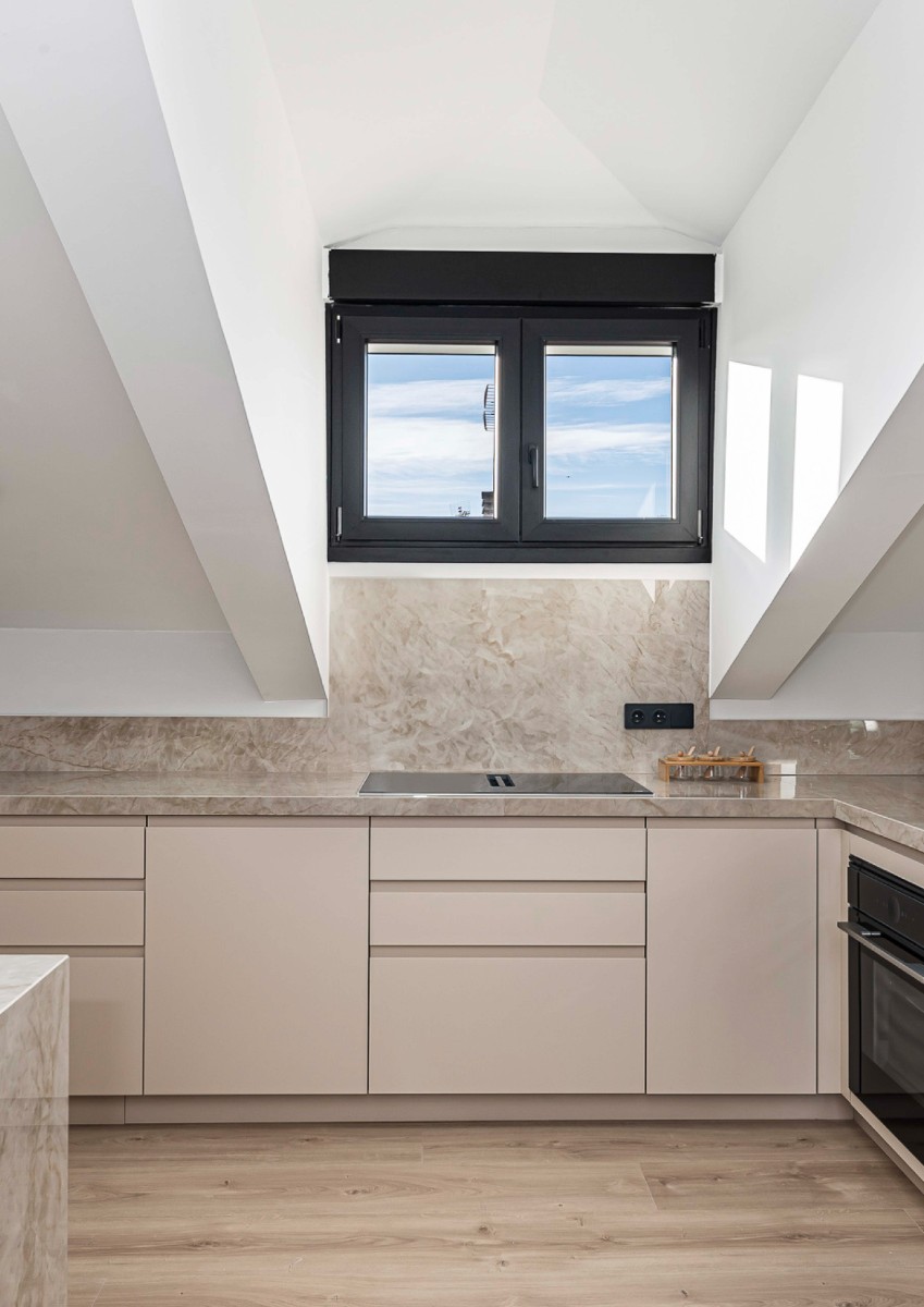 Apartamento en Madrid, España 2 dormitorios, 135 m2 No. 122767