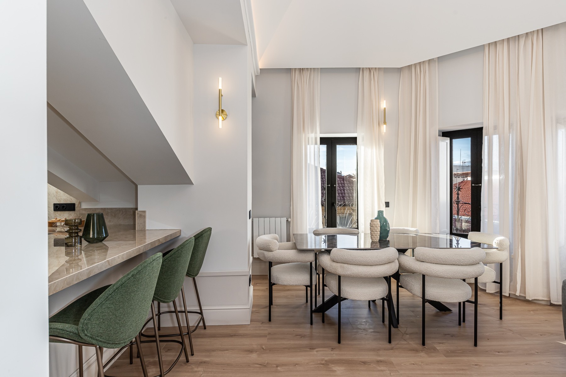 Apartamento en Madrid, España 2 dormitorios, 135 m2 No. 122767