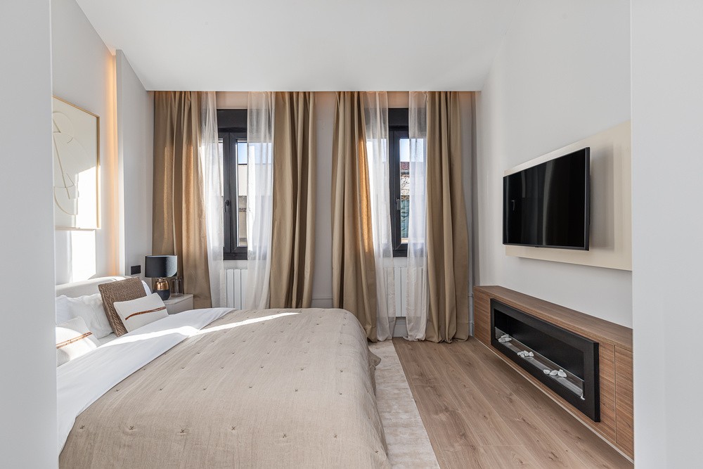 Apartamento en Madrid, España 2 dormitorios, 135 m2 No. 122767