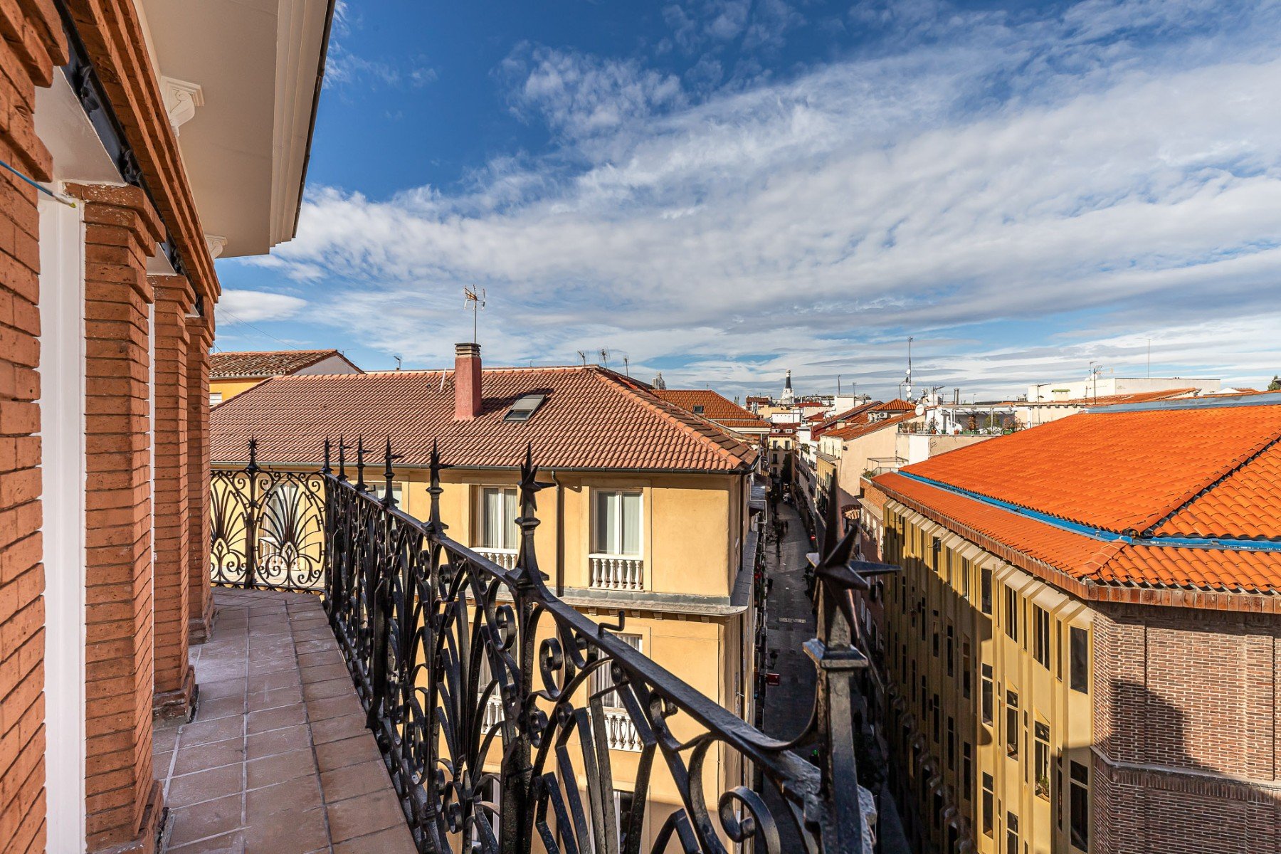 Apartamento en Madrid, España 2 dormitorios, 135 m2 No. 122767