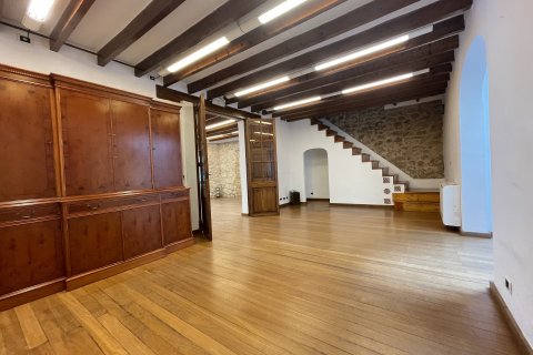 Huvila Port De Pollenca, Mallorca, Espanja 6 makuuhuonetta, 297 m2 No. 128218