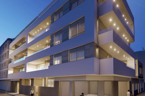 Ático en Torrevieja, Alicante, España 3 dormitorios, 122 m2 No. 128443