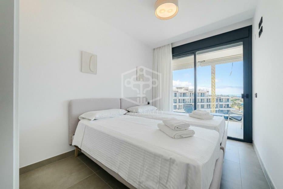 Huoneisto Adeje, Tenerife, Espanja 2 makuuhuonetta, 99 m2 No. 130903