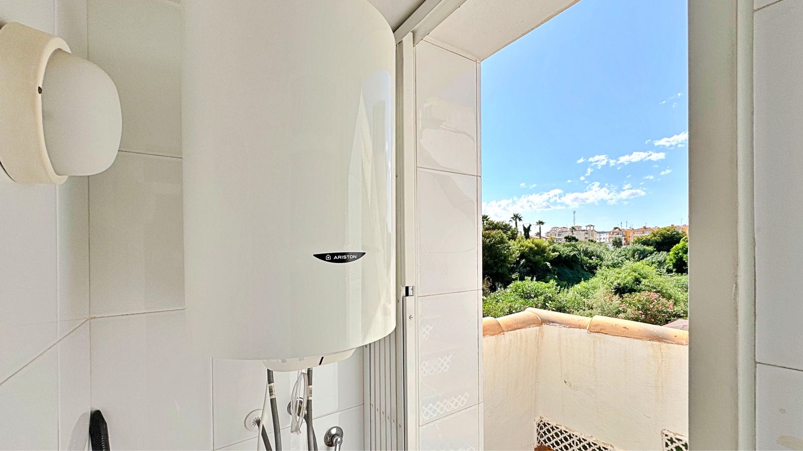 Apartamento en La Zenia, Alicante, España 2 dormitorios, 64 m2 No. 131925