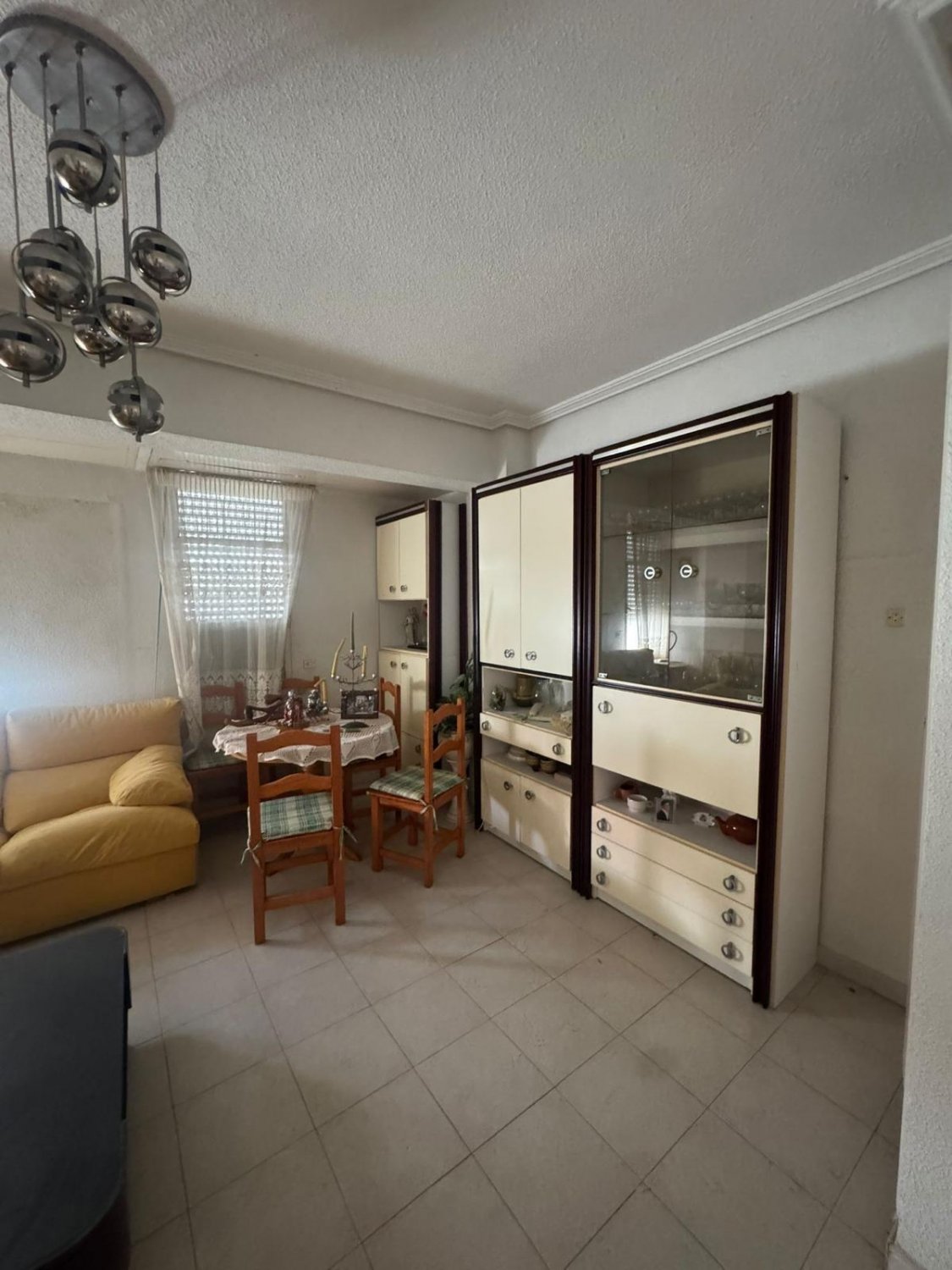 Apartment in Guardamar del Segura, Alicante, Spain 5 bedrooms, 140 sq.m. No. 131576