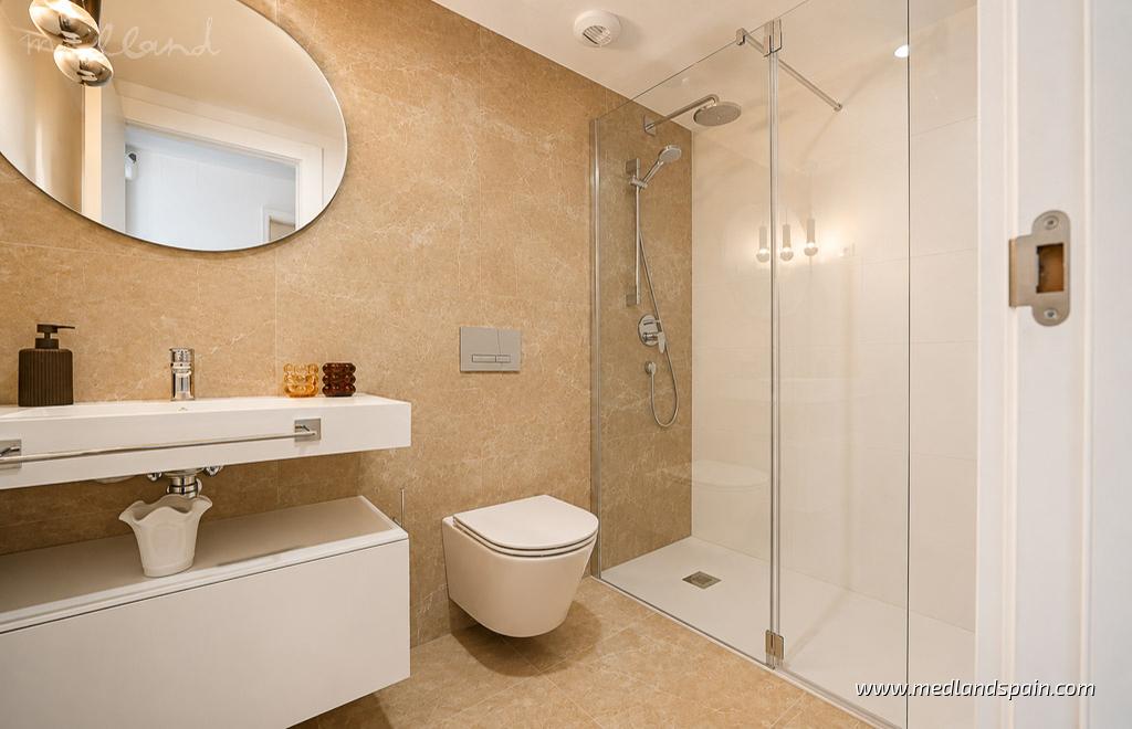 Apartment in Estepona, Malaga, Spain 2 bedrooms, 74 sq.m. No. 130191