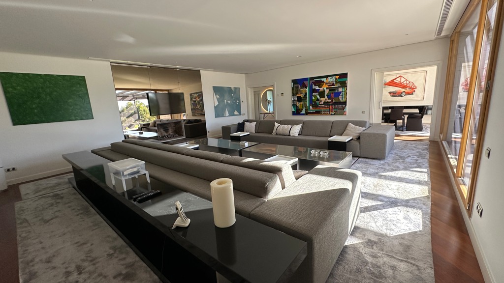 Villa in Pozuelo de Alarcon, Madrid, Spanien 7 Schlafzimmer, 1737 m2 Nr. 129791