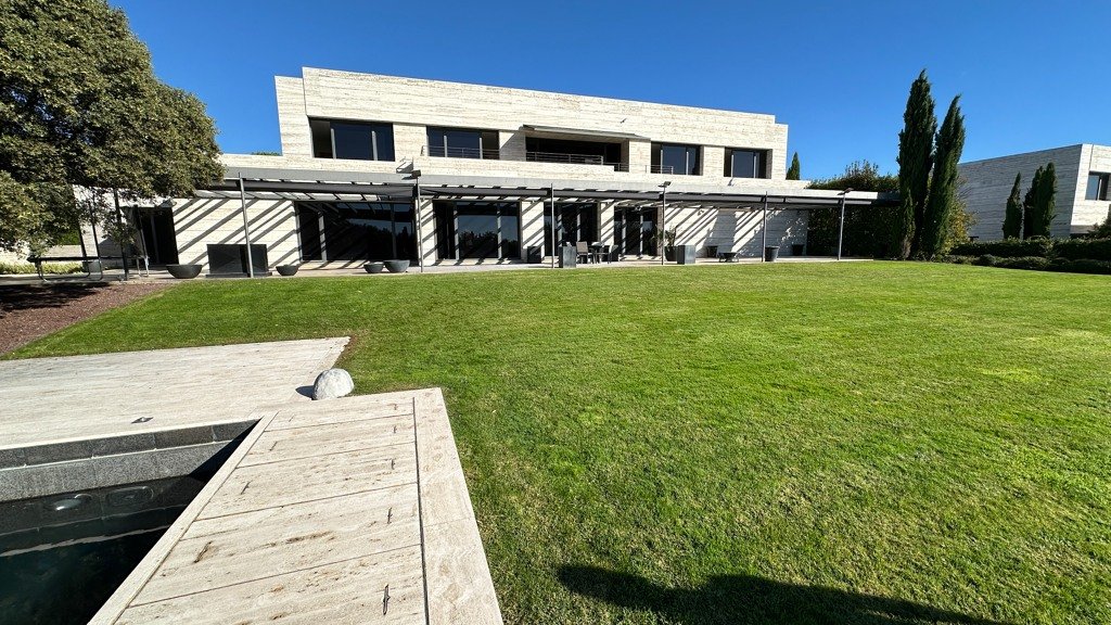 Villa in Pozuelo de Alarcon, Madrid, Spanien 7 Schlafzimmer, 1737 m2 Nr. 129791