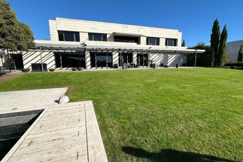 Villa a Pozuelo de Alarcon, Madrid, Spagna 7 camere da letto, 1737 mq. N° 129791