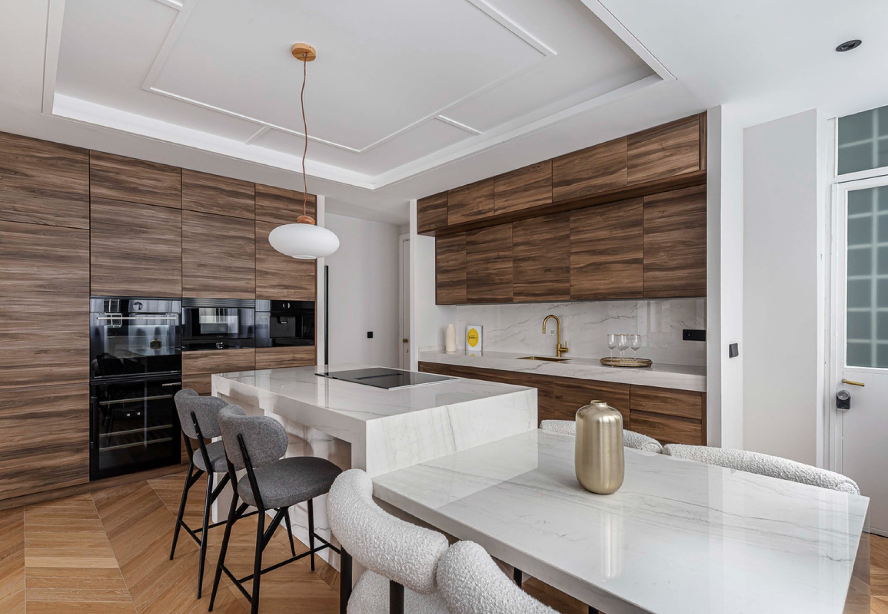 Huoneisto Madrid, Espanja 4 makuuhuonetta, 431 m2 No. 122743