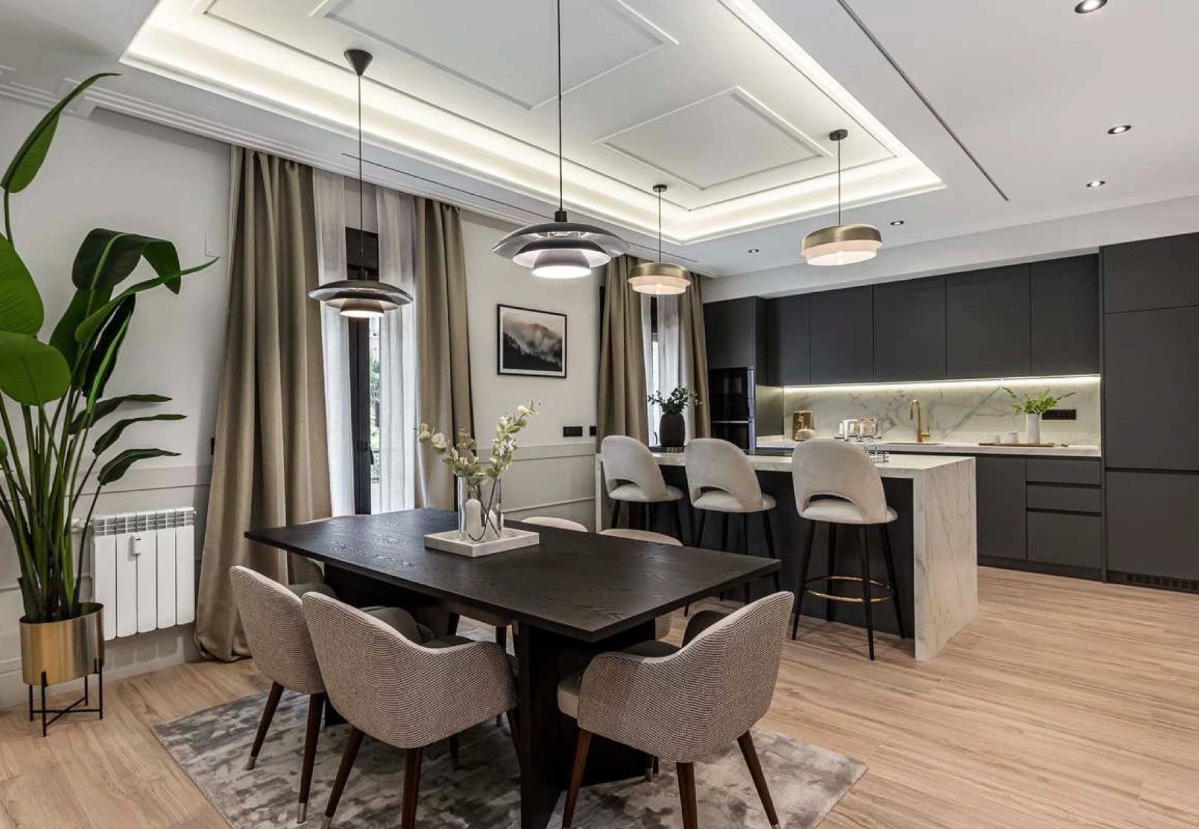 Appartamento a Madrid, Spagna 3 camere da letto, 229 mq. N° 122745