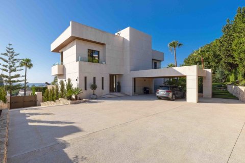 Villa in Malaga, Spanien 6 Schlafzimmer, 361 m2 Nr. 122098