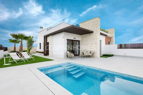 Villa à Orihuela, Alicante, Espagne 2 chambres, 73 m2 No. 120644
