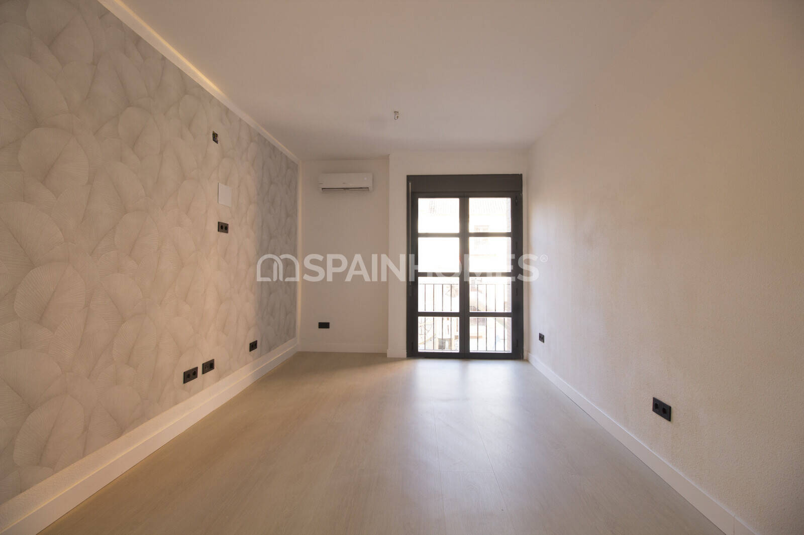 Квартира в Малага, Испания 2 спальни, 60м2 №120725