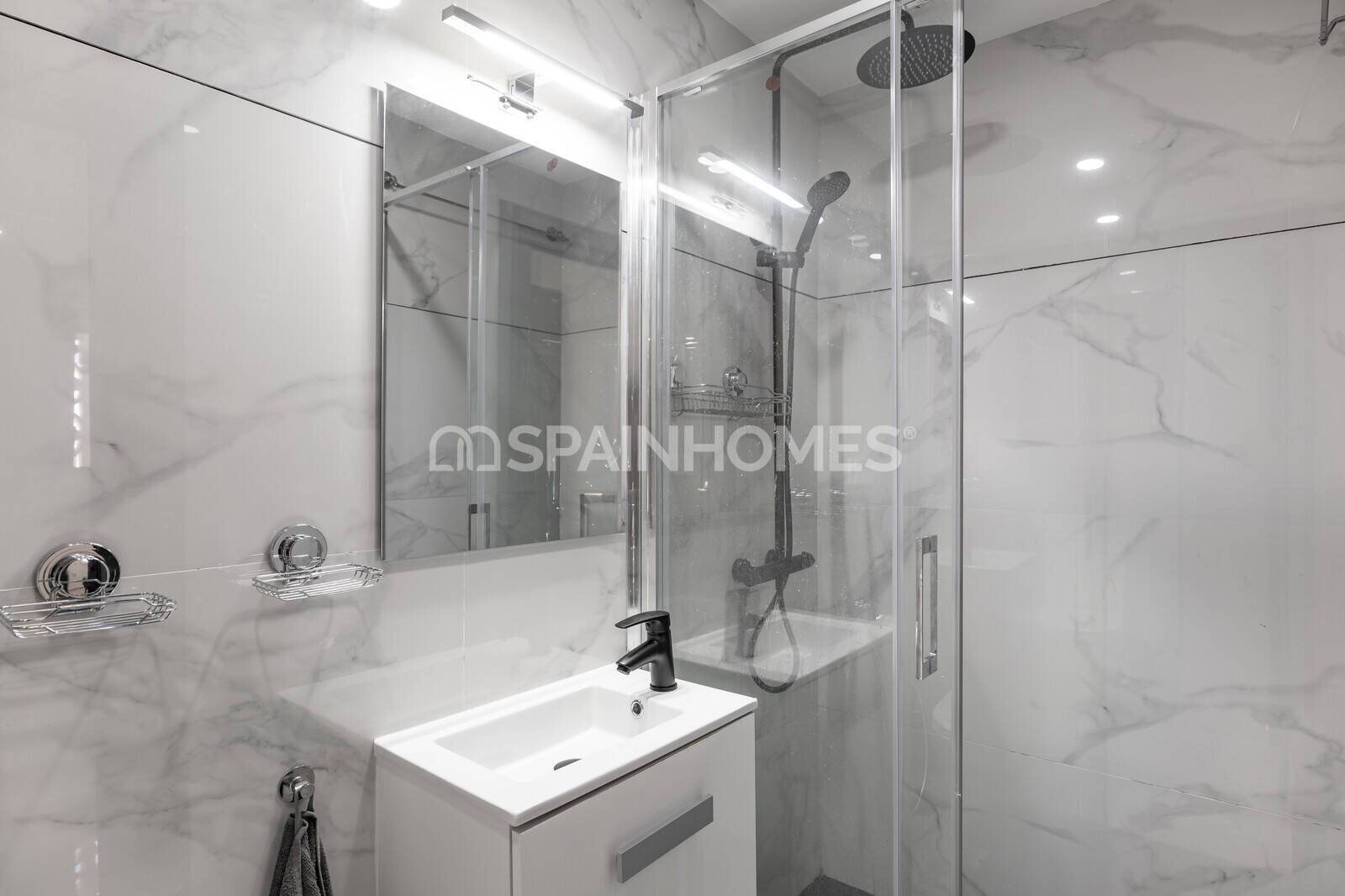 Villa i Benalmadena, Malaga, Spanien 7 sovrum, 350 kvm. Nr. 132874