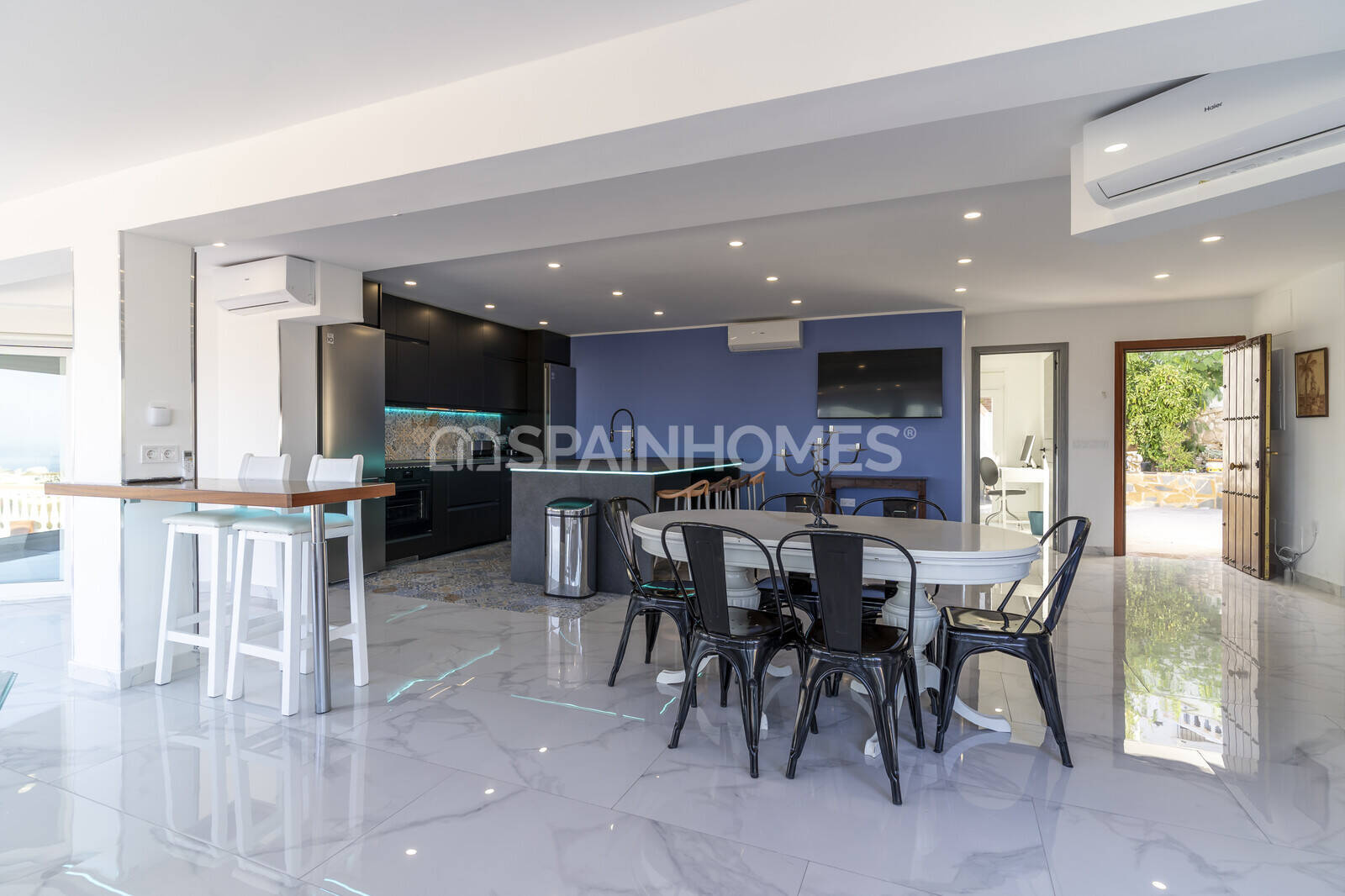Villa i Benalmadena, Malaga, Spanien 7 sovrum, 350 kvm. Nr. 132874