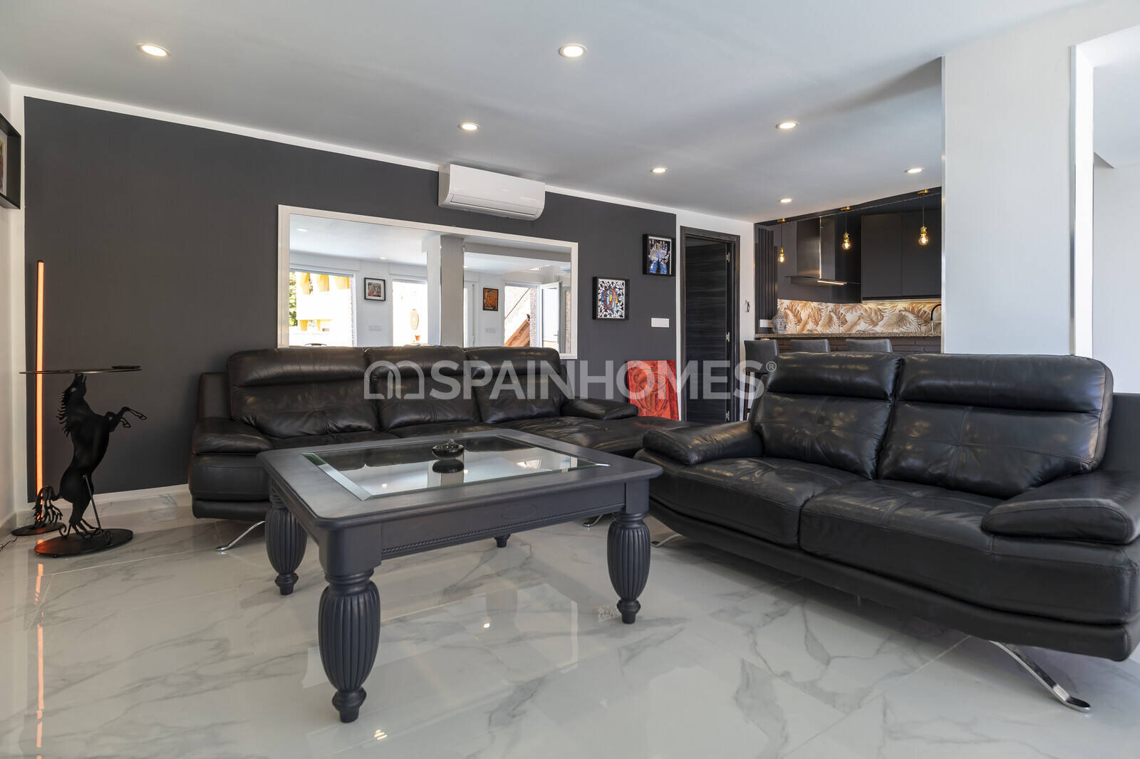Villa i Benalmadena, Malaga, Spanien 7 sovrum, 350 kvm. Nr. 132874
