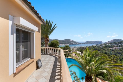 Villa a Port D'andratx, Mallorca, Spagna 4 camere da letto, 189 mq. N° 130109