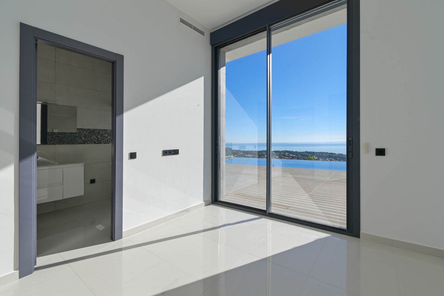 Huvila Benissa, Alicante, Espanja 6 makuuhuonetta, 745 m2 No. 120413