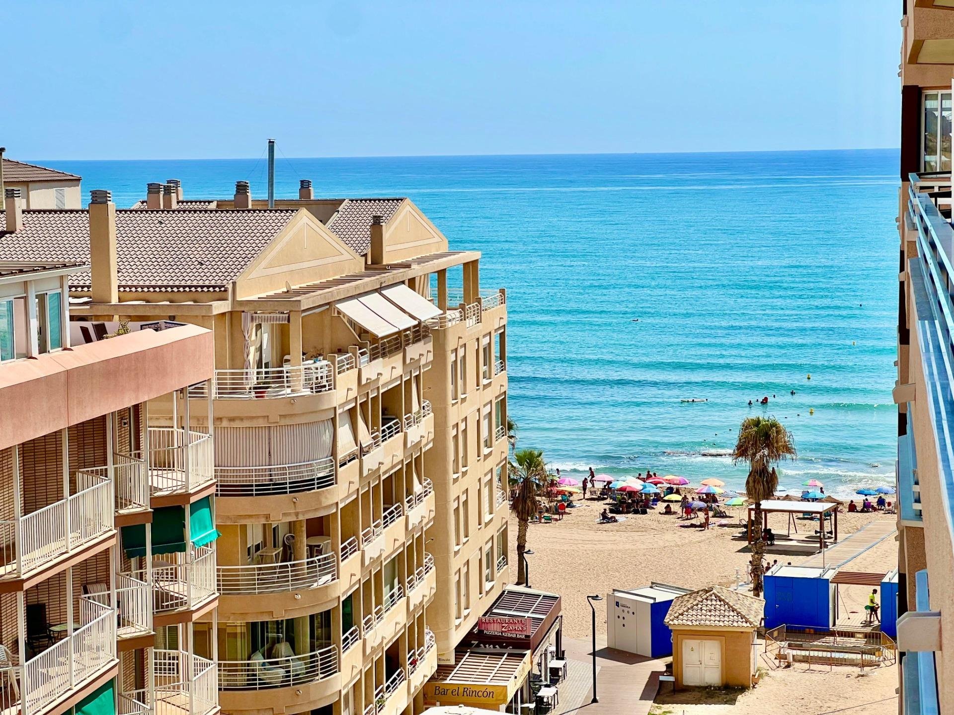 Apartament w La Mata, Alicante, Hiszpania 3 sypialnie, 110 mkw. nr 130592