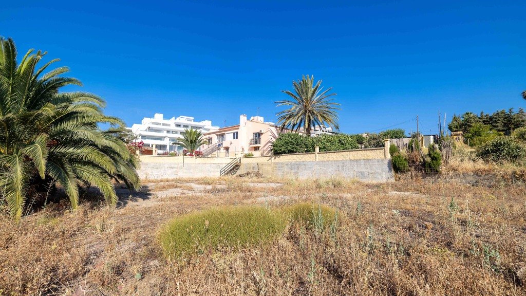 Villa in Estepona, Malaga, Spain 6 bedrooms, 264 sq.m. No. 124814