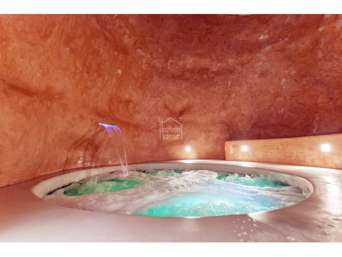 Таунхаус в Маон, Менорка, Испания 6 спален, 571м2 №127960