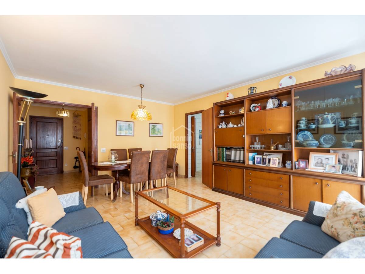 Huoneisto Es Castell, Menorca, Espanja 3 makuuhuonetta, 98 m2 No. 127958