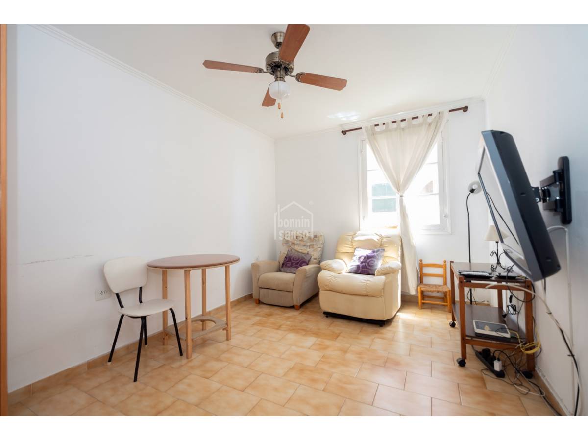 Huoneisto Es Castell, Menorca, Espanja 3 makuuhuonetta, 98 m2 No. 127958