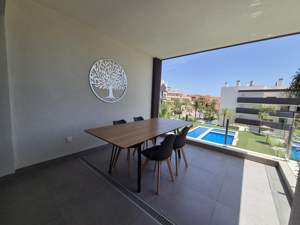 Apartment in Villamartin, Alicante, Spain 2 bedrooms, 72 sq.m. No. 128677