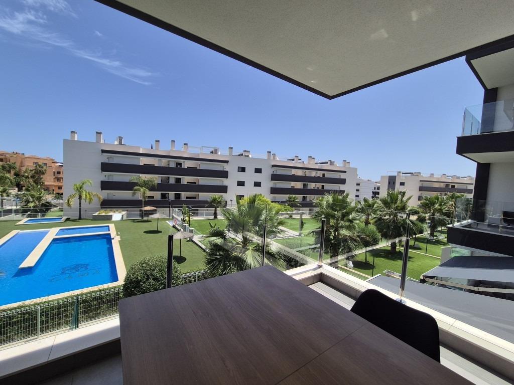 Apartment in Villamartin, Alicante, Spain 2 bedrooms, 72 sq.m. No. 128677