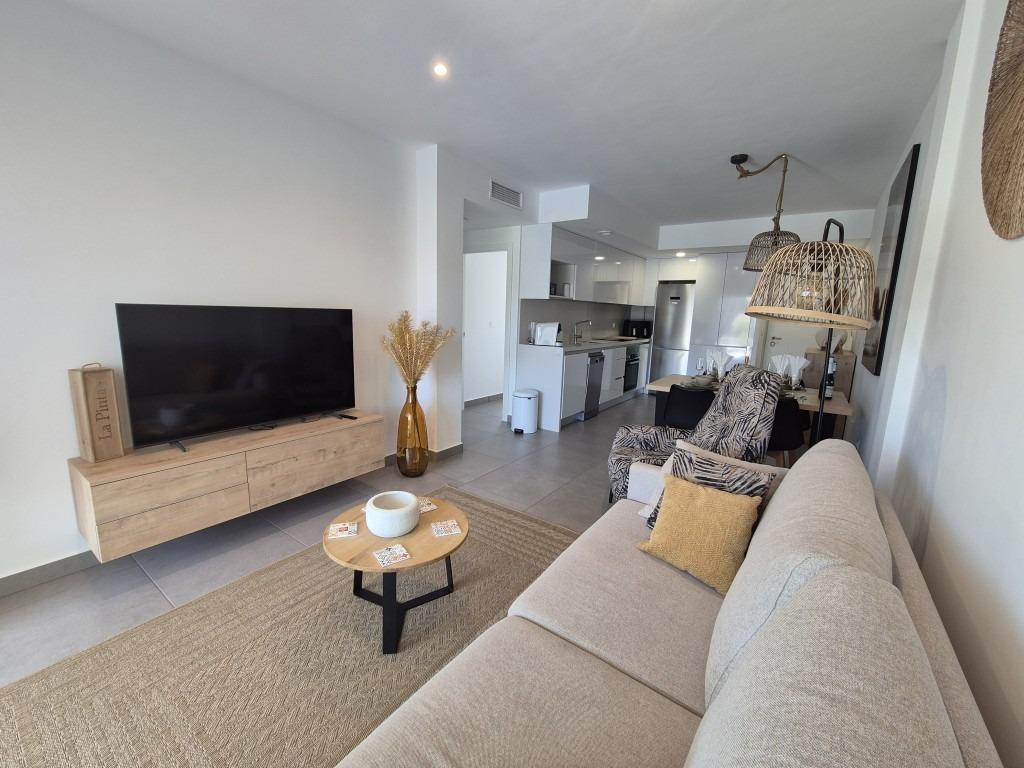 Apartment in Villamartin, Alicante, Spain 2 bedrooms, 72 sq.m. No. 128677