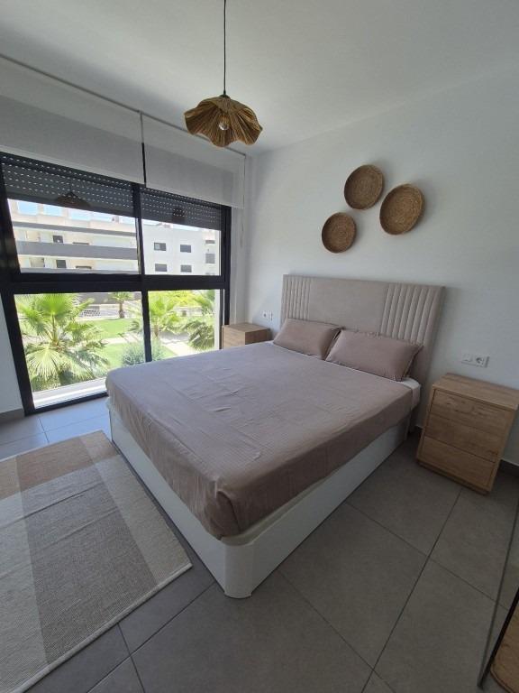 Apartment in Villamartin, Alicante, Spain 2 bedrooms, 72 sq.m. No. 128677