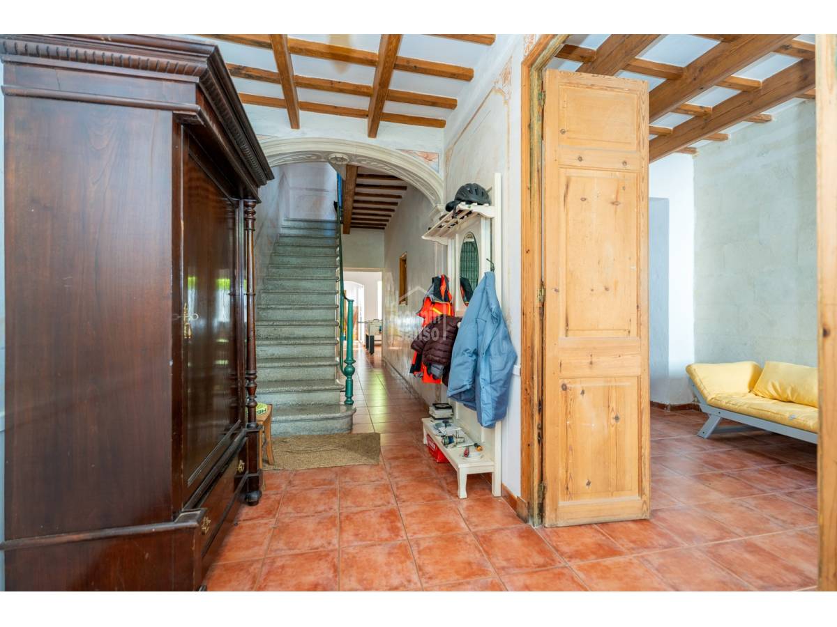 Townhouse in Es Castell, Menorca, Spain 5 bedrooms, 320 sq.m. No. 127946
