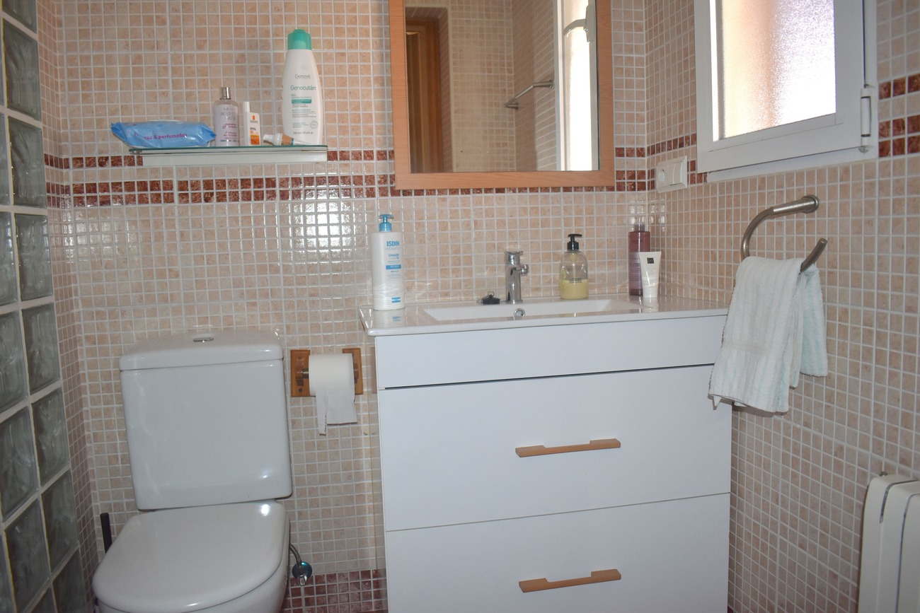 Villa i Guardamar del Segura, Alicante, Spanien 6 sovrum, 199 kvm. Nr. 125979
