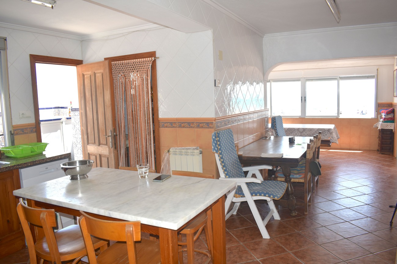 Villa i Guardamar del Segura, Alicante, Spanien 6 sovrum, 199 kvm. Nr. 125979