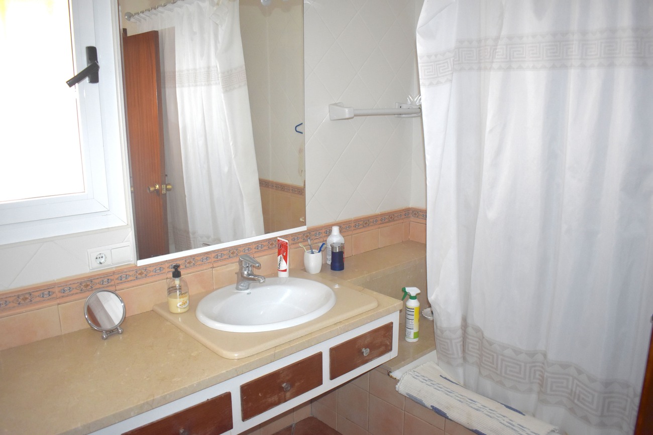 Villa i Guardamar del Segura, Alicante, Spanien 6 sovrum, 199 kvm. Nr. 125979