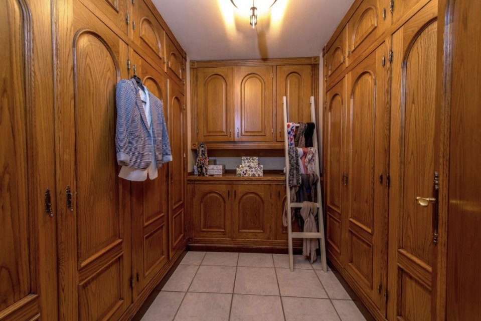 Villa in La Mata, Alicante, Spain 6 bedrooms, 440 sq.m. No. 125978