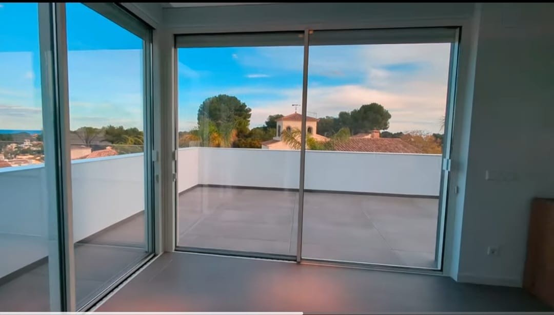 Villa a Moraira, Alicante, Spagna 6 camere da letto, 547 mq. N° 122724