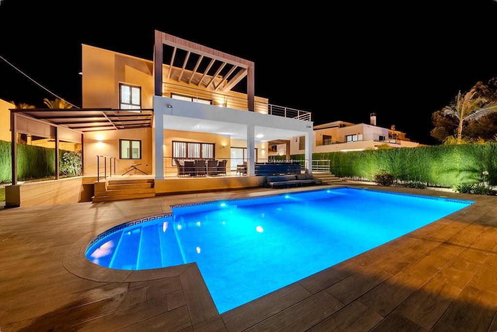 Villa a Cabo Roig, Alicante, Spagna 5 camere da letto, 477 mq. N° 128304