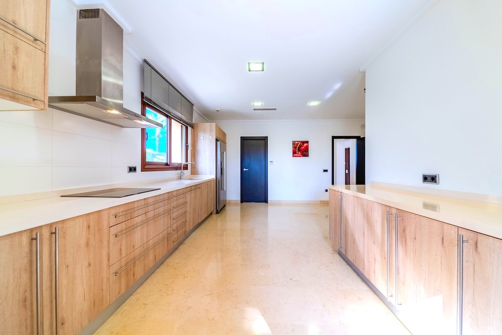 Villa a Cabo Roig, Alicante, Spagna 5 camere da letto, 477 mq. N° 128304