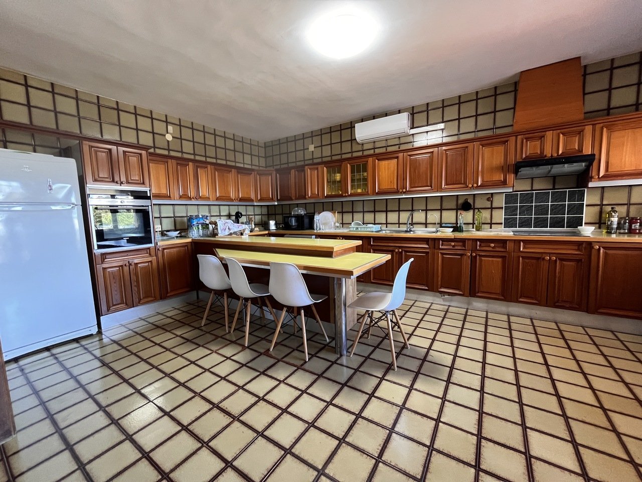 Villa in La Nucia, Alicante, Spain 4 bedrooms, 600 sq.m. No. 124957