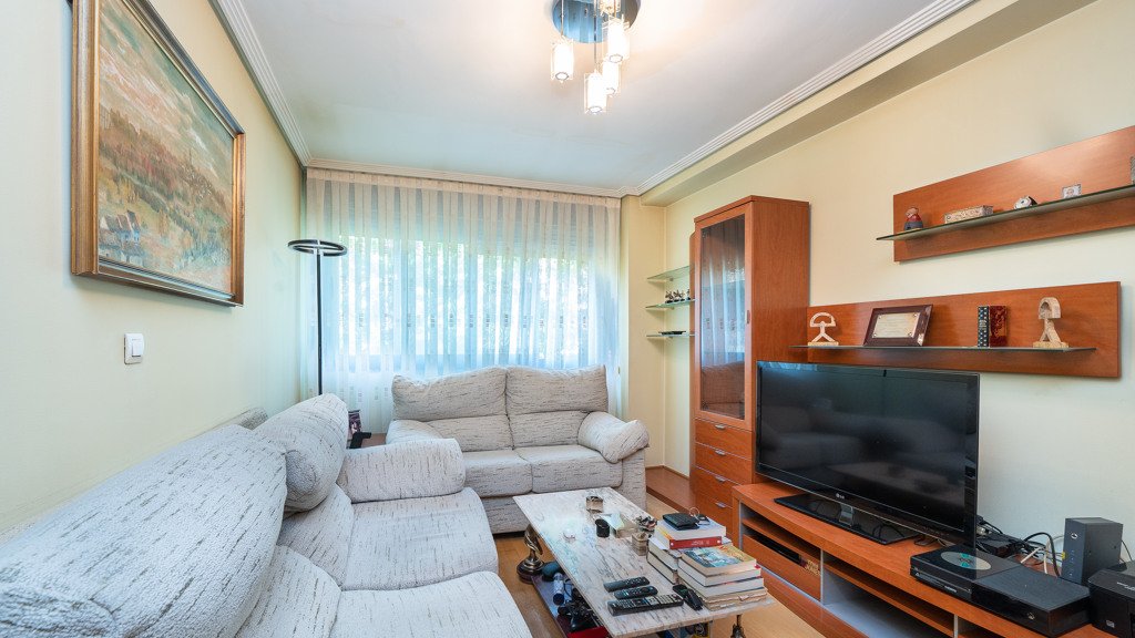 Apartamento en Madrid, España 2 dormitorios, 104 m2 No. 124559