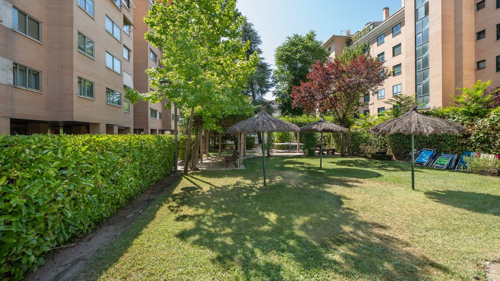 Apartamento en Madrid, España 2 dormitorios, 104 m2 No. 124559