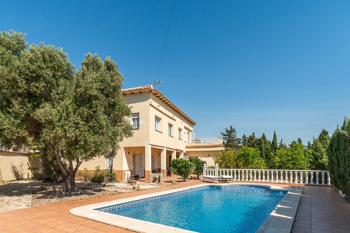 Villa i La Mata, Alicante, Spanien 4 sovrum, 155 kvm. Nr. 125489